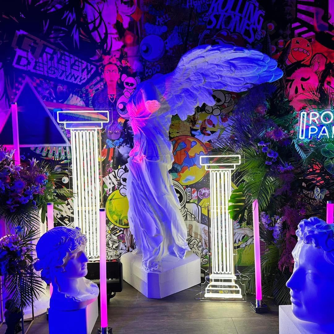 Statues & Decor for Events3